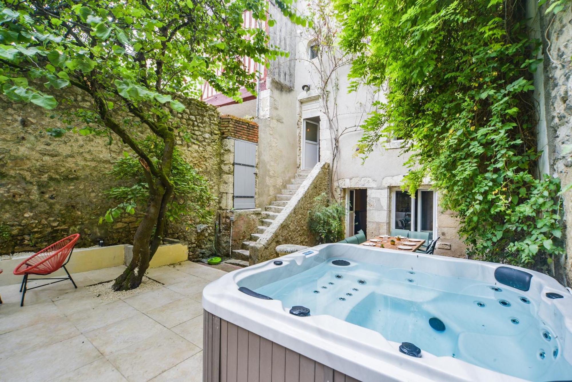 Maison Avec Dans L'hypercentre De *