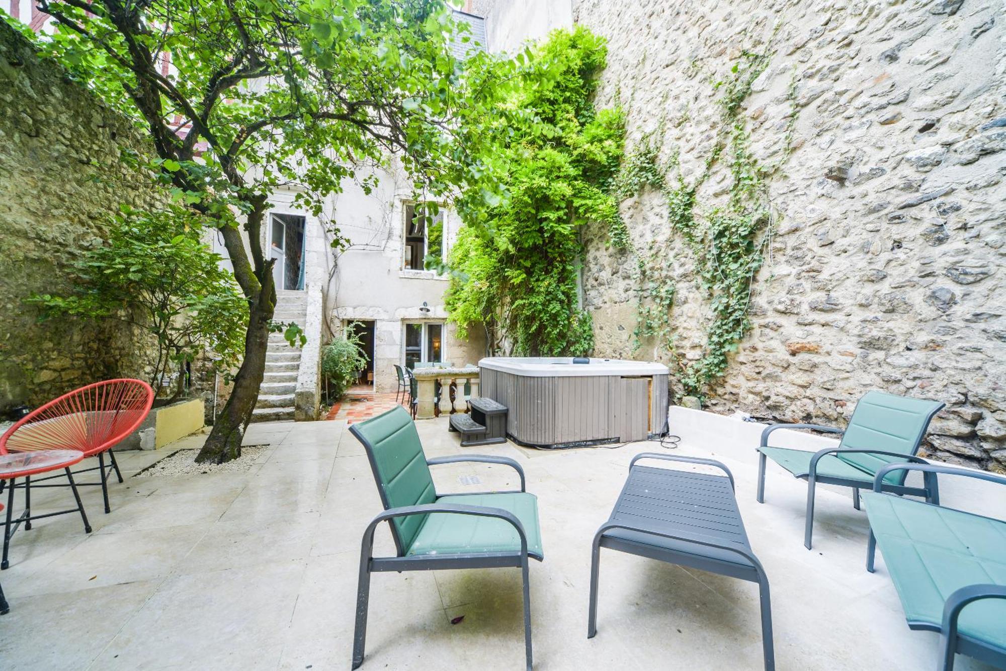 Maison Avec Dans L'hypercentre De Blois